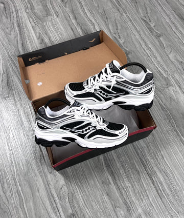 Saucony Progrid Omni 9 Black White