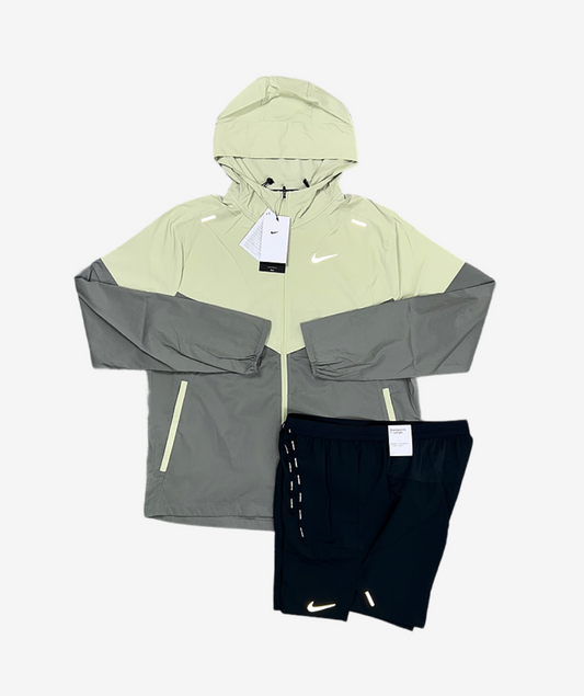 Nike UV windrunner set 'olive green'