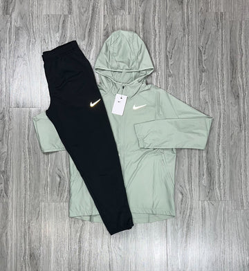 Nike Essential Windrunner x Challenger Pants Olive/Black