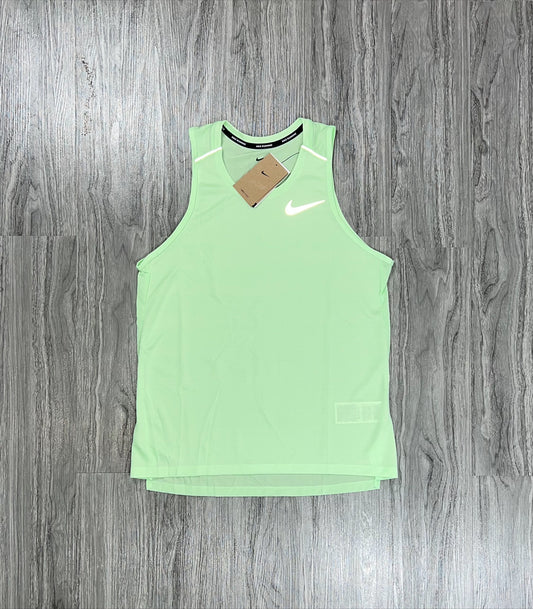 Nike miler vest 'vapour green'