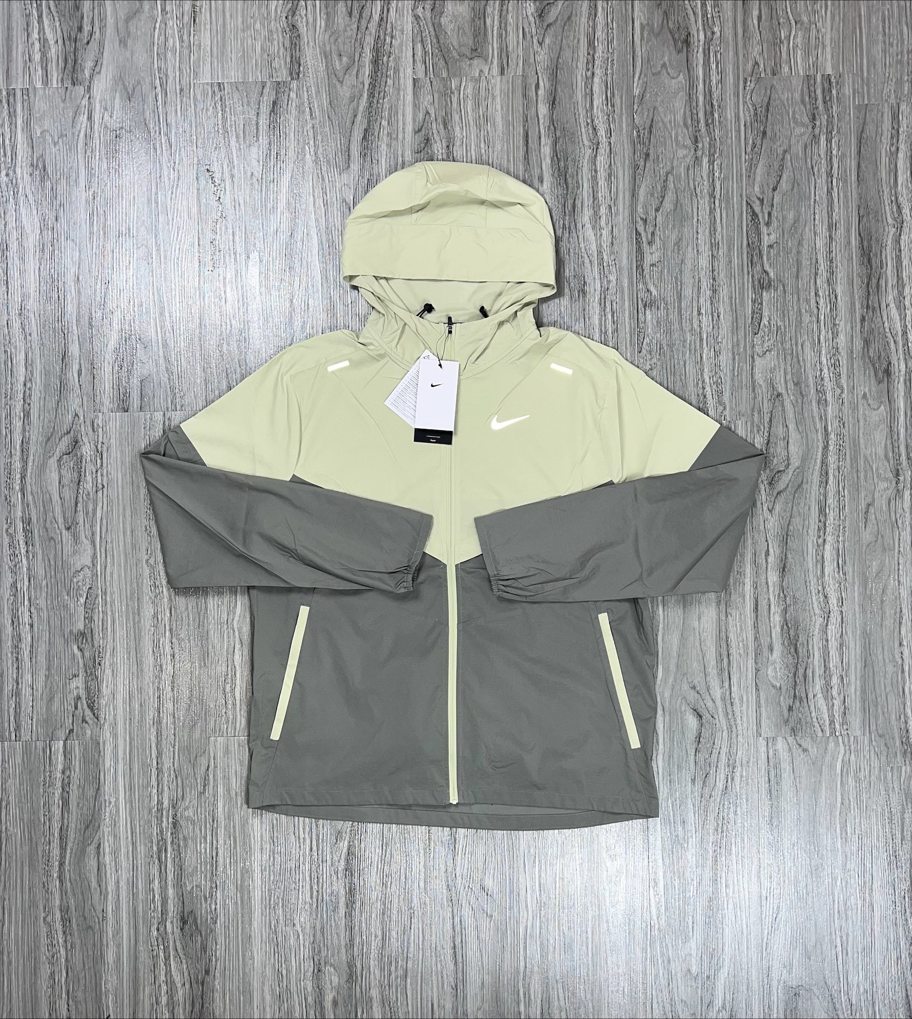 Nike UV Windrunner 'Olive Aura'