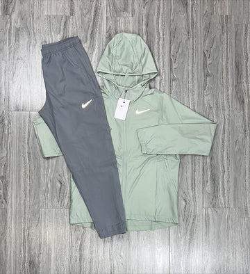 Nike Essential Windrunner x Challenger Pants Olive/Grey